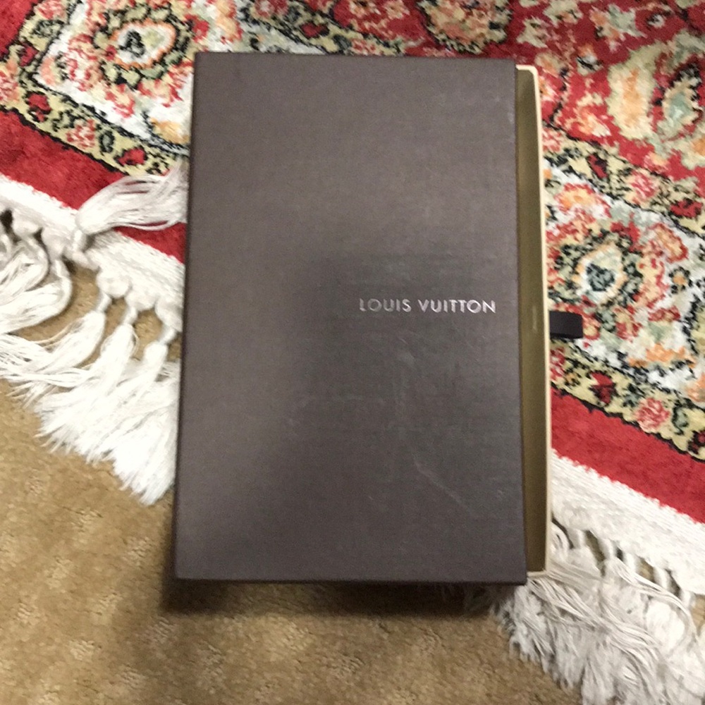Louis Vuitton wallet box